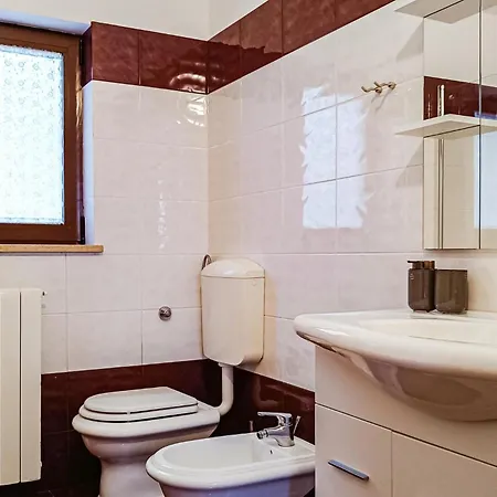 بيت للعطل Pet Friendly Home In Zeliski