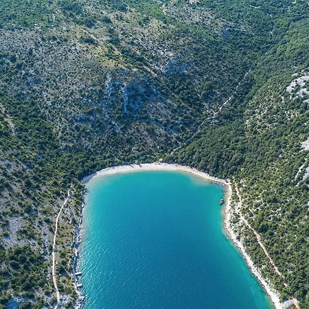 Vakantiehuis 2 Bedroom Awesome Home In Zeliski