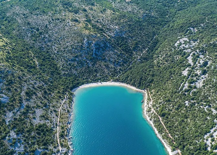 Vakantiehuis 2 Bedroom Awesome Home In Zeliski